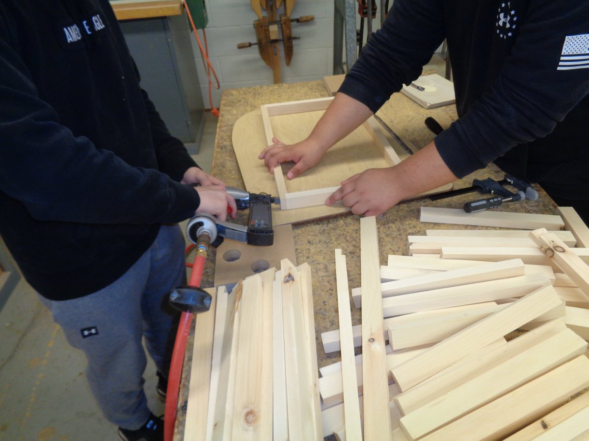 comoyer's tweet photo. @TVTEengineering TVTE MATERIALS TECH student-led mass production of LED light tables underway https://t.co/OCAuPS4SVI