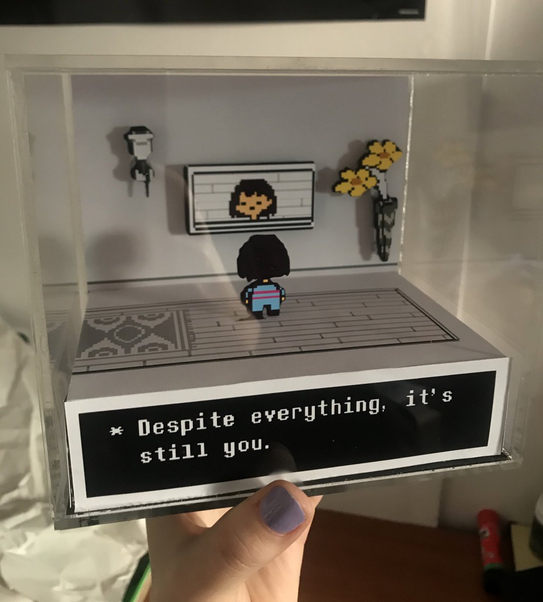 hello this morning i cried about my reddit secret santa gift 🥺💖