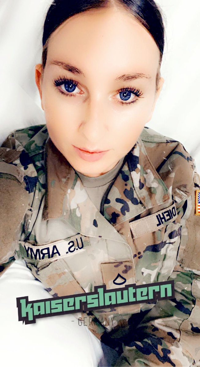 caitbeatz's tweet photo. It’s the eyes fa me 😍🙈💙 #nofilter #justgoodlighting 💁🏼♀️😏 https://t.co/QEhgltJz9l