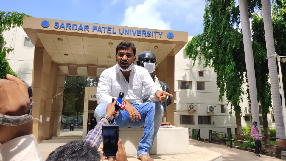 AlpeshPurohit1's tweet photo. #SPU_Online_Exam https://t.co/P07Iq6H1y0