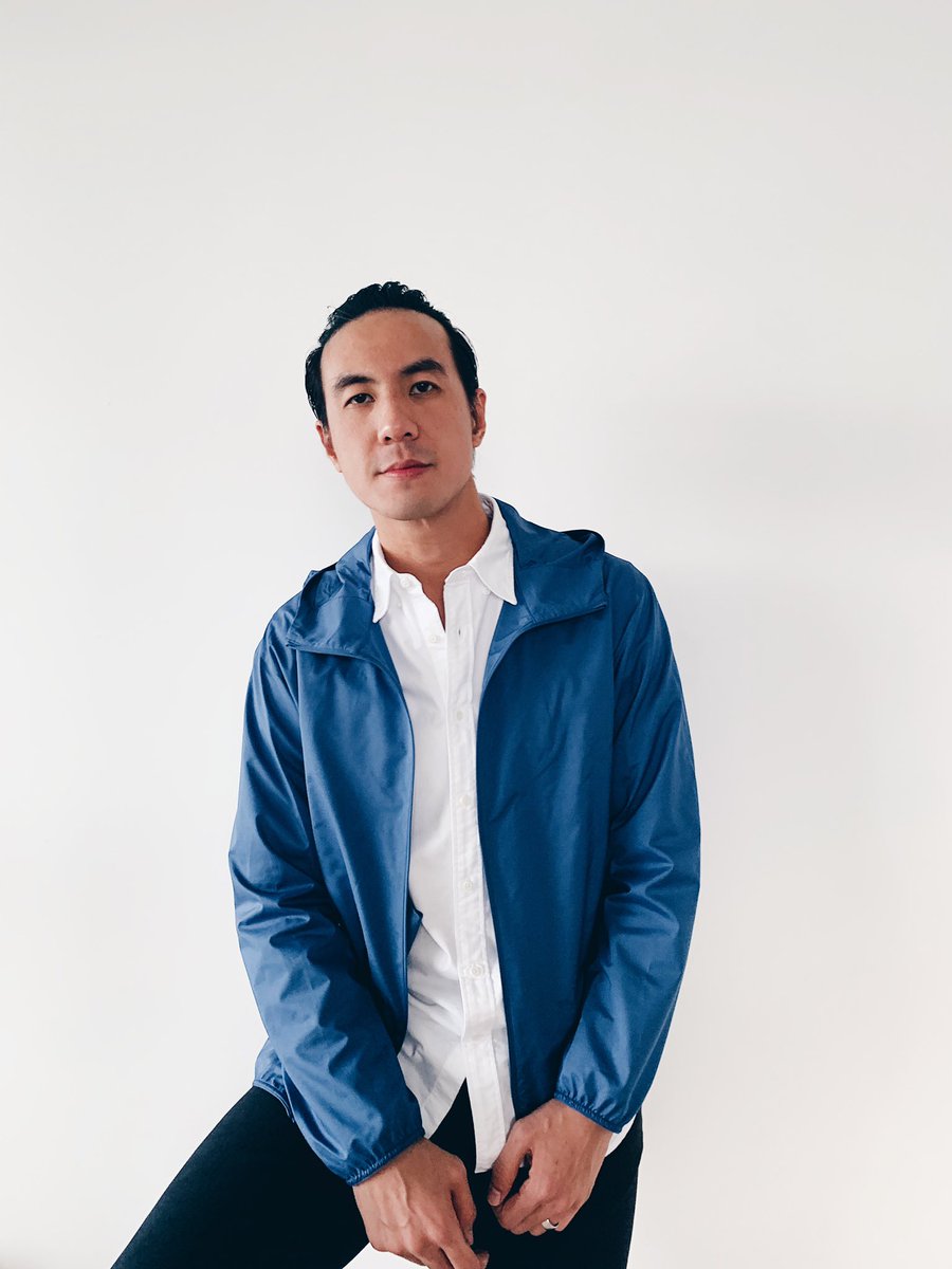VJ Daniel Mananta (@vjdaniel) on Twitter photo Udah cocok belum nih gue jadi menteri?
Proud to be UNIQLO’s sport utility wear brand ambassador and wearing the same pocketable parka!
Congratulations to all the new ministers!
#jaketmenteri dari <a href="/uniqloindonesia/">uniqloindonesia</a>
#parkauniqlo #sportutilitywear Udah cocok belum nih gue jadi menteri?
Proud to be UNIQLO’s sport utility wear brand ambassador and wearing the same pocketable parka!
Congratulations to all the new ministers!
#jaketmenteri dari <a href="/uniqloindonesia/">uniqloindonesia</a>
#parkauniqlo #sportutilitywear