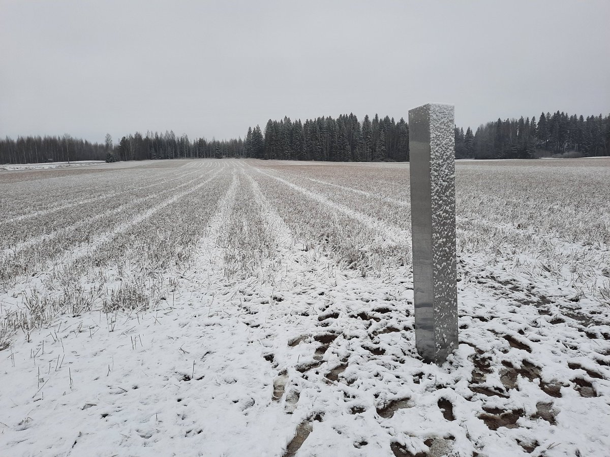 Finndruid's tweet photo. Monolith at Riihimäki. #monolith #Riihimäki #monolithmystery https://t.co/8JOppbmAJp