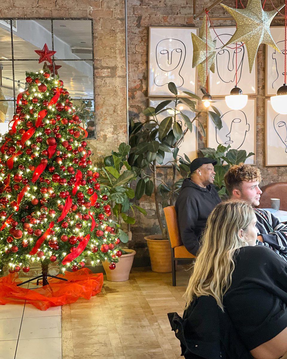 Hope Street's <a href="/papillonhopest/">Papillon - Hope Street</a> is back open today for brunch, lunch and more.

😋 ow.ly/XpPv50CSW0b