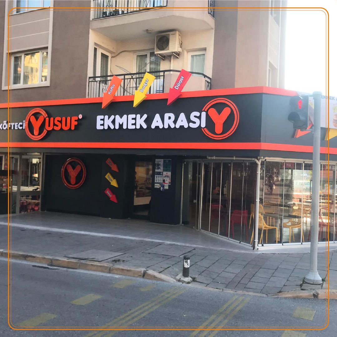 kofteciyusuftr's tweet photo. İzmir Gaziemir Şubemiz Açıldı!
Tüm misafirlerimizi bekliyoruz!
Adres: Atıfbey Mah. Önder Cad. No:34/A Gaziemir/İzmir
#köfteciyusuf #hayatıtadındayaşa #hesaplıkasap #dönery #ekmekarasıy #yusufburger #burgery #dürümy #yolboyulezzetleri #sucuky #yolunuzunüzerindeyiz #İzmir #Gaziemir https://t.co/gS1psz8Gjl