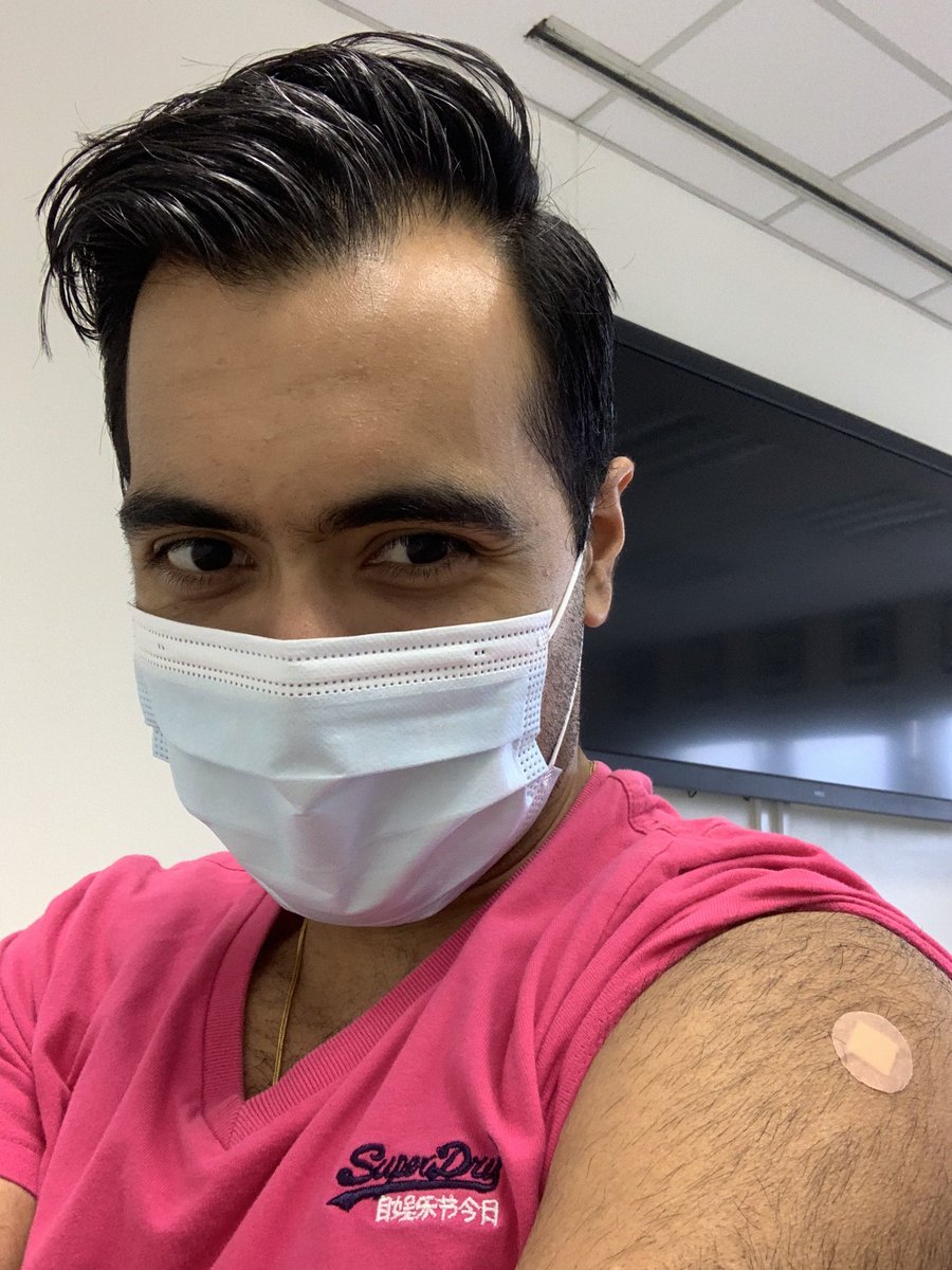 psmedic's tweet image. How it started:          How it’s going:
#DocsforVax