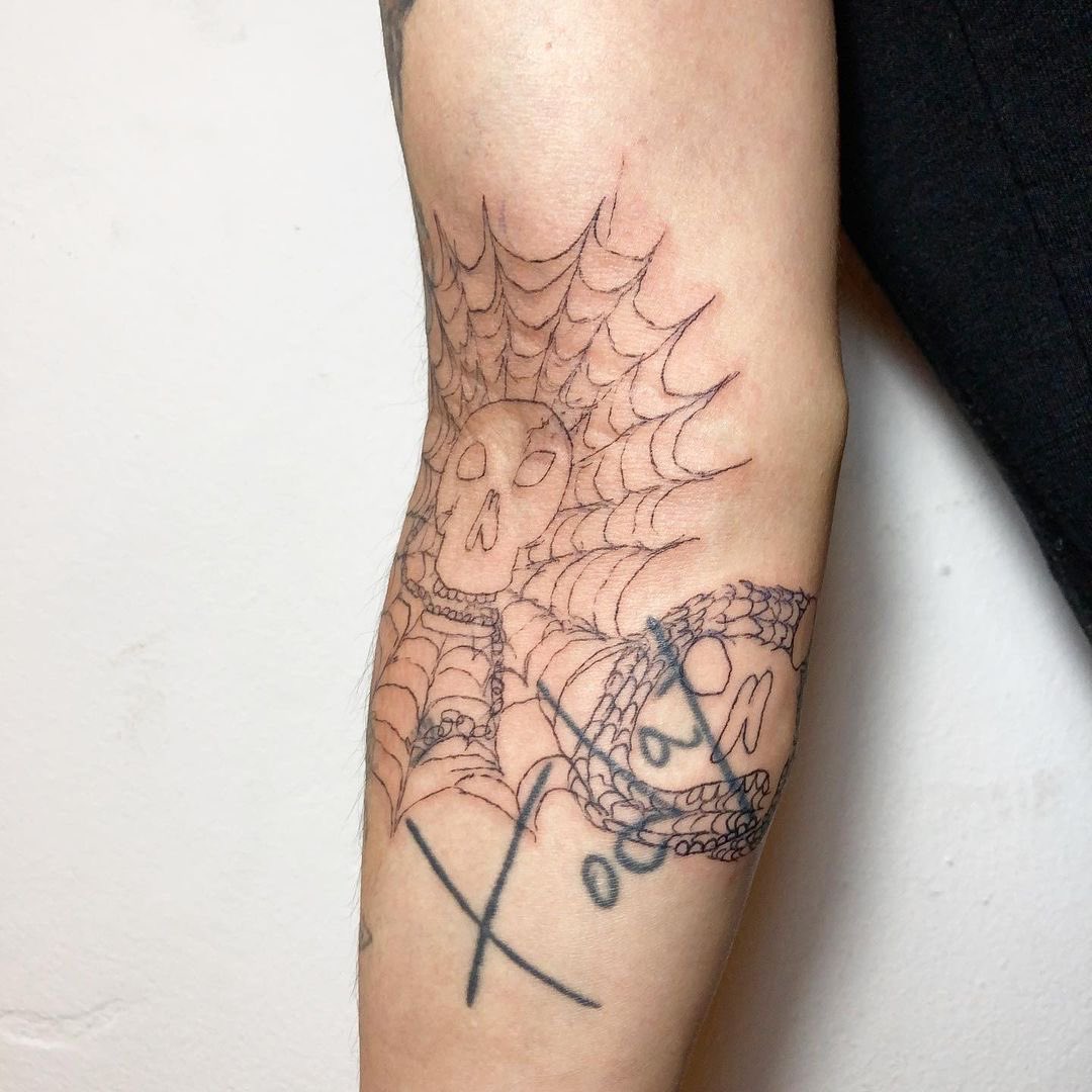 OnlyOne_Camel's tweet photo. His New Tattoos 

#정제원 #원 #Jaewon #郑帝元 https://t.co/RccoMA07vr