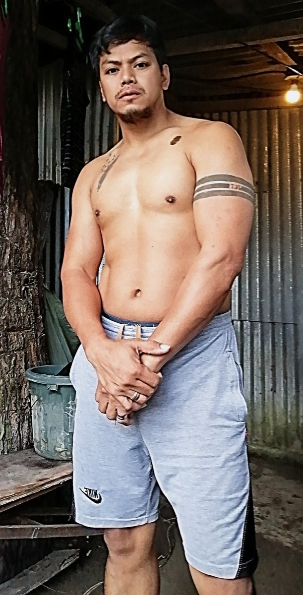 Gwapogipaps's tweet photo. Maligayang pasko sa lahat. Advance https://t.co/GDe5O3thhh