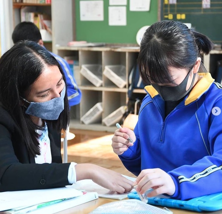 MelissaRocela's tweet photo. Recently moved to Japan to be an Assistant Language Teacher in a small rural village. Loving every second so far! https://t.co/ZbpawAtjBJ