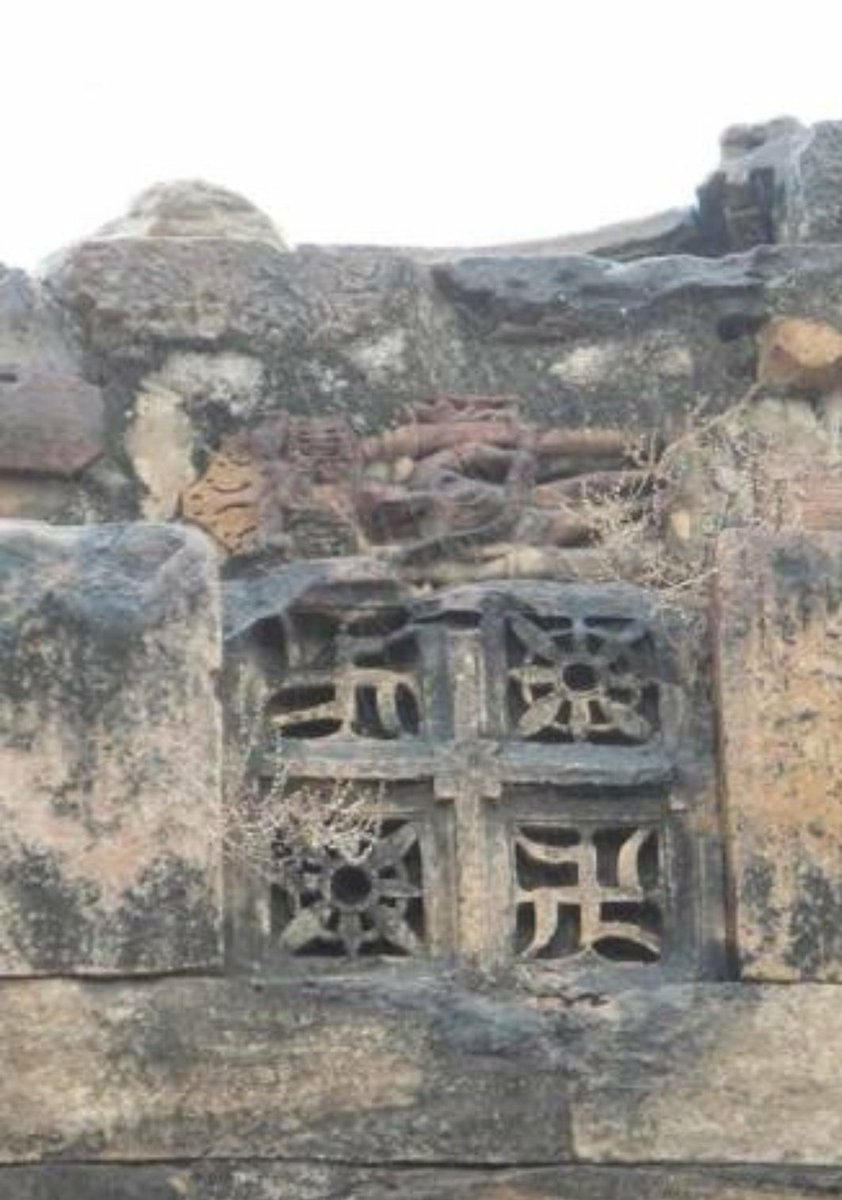 In first picture you can clearly see Devi Saraswati engraved in the pillar. In rest pictures, that are at back side you can clearly see Devi and Swastika.Similarly there are many more pictures there revealing the truth. Source: Sita Ram Goel Ji , Praveen Mohan Ji
