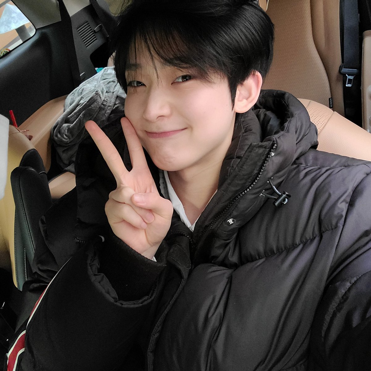 wjsnsverse's tweet photo. Heeseung and sunoo posted on my bday and i fr couldn’t be happier https://t.co/HfwdvJgdTc