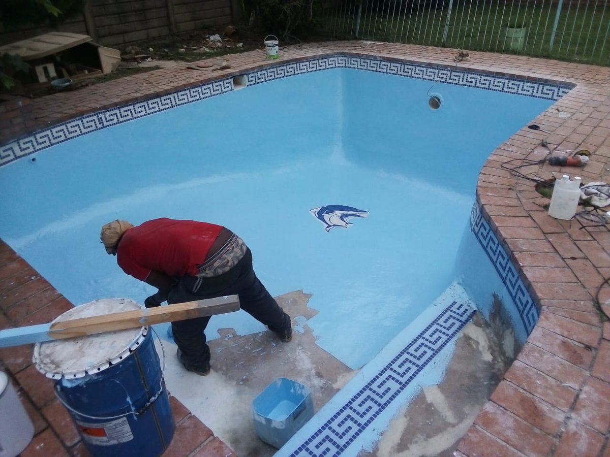 Delizaa1's tweet photo. My brother lost his job due to the pandemic, and has therefore decided to register his own pool business. He does weekly &amp; monthly maintenance services, pool decorations &amp; much more.

Please contact him on 0839442224
#cyrilramaphosa #BrandonBernard #challenge57 https://t.co/mnDGedrdJU