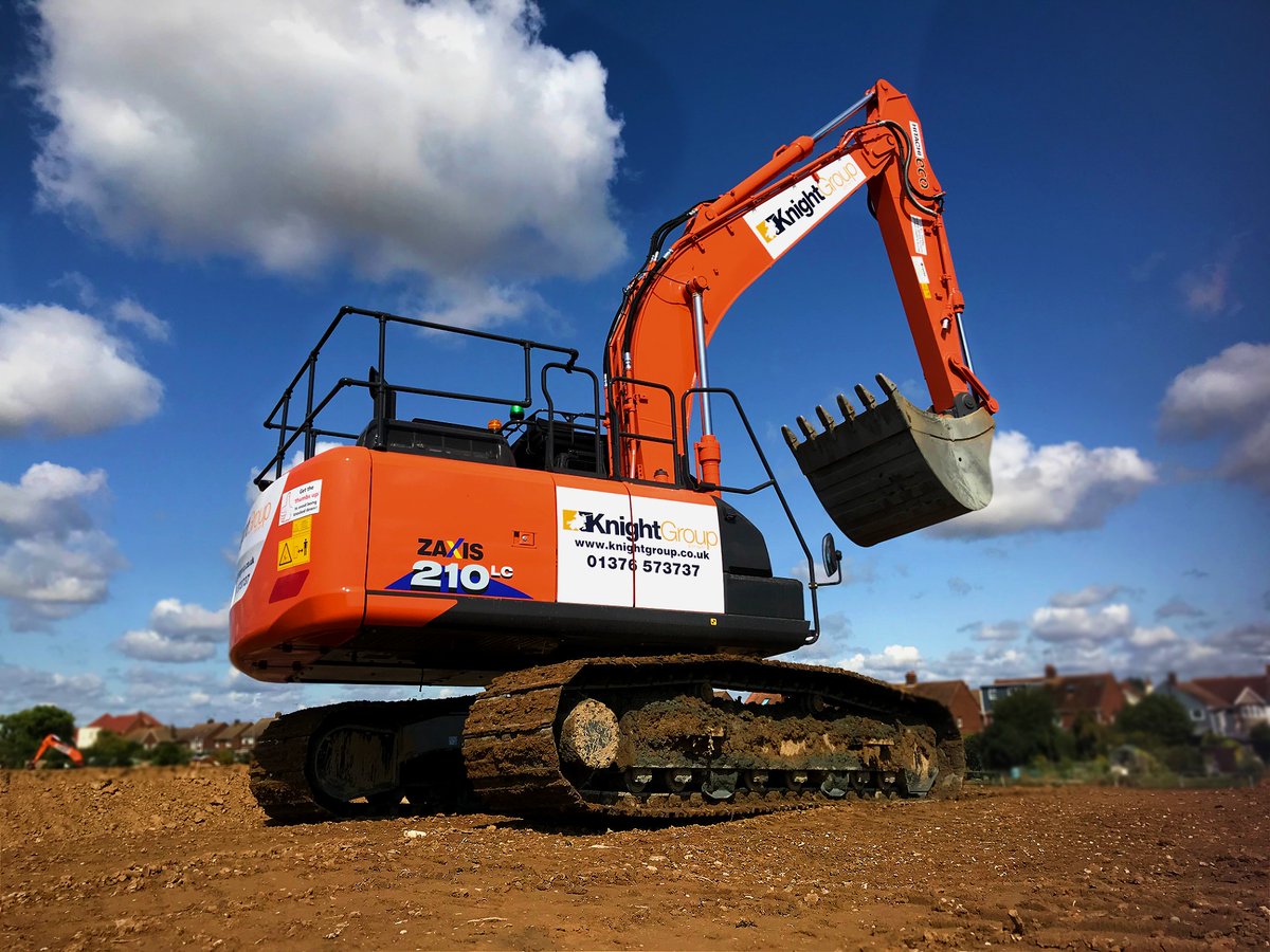 Knight Group are now recruiting for skilled and experienced Groundworkers, Road and Sewer Gangs, and Street Works Accredited Gangs to start with us in early 2021 on projects based in the Essex and Suffolk area. 
Contact us for more information on recruitment@knightgroup.co.uk