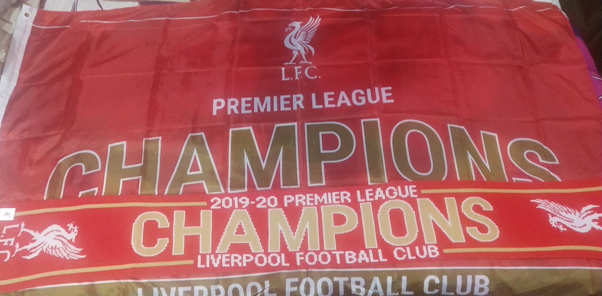 Got the scarf and banner #lfcchampions @LFCMumbai It looks and feels great
Exactly how champions should feel.  ❤ #LFC #Mumbai