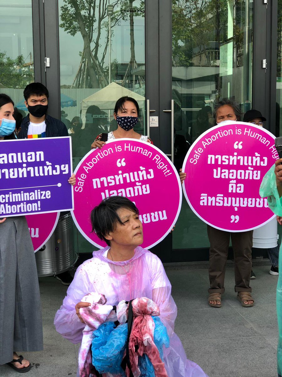 ManushyaFdn's tweet photo. today we are at the Thai Parliament to tell what women want for 'safe abortion' in Thailand! we want 24 weeks to undergo abortion not just 12! &amp; we want abortion to be decriminalized! repeal Section 301! #ยกเลิก301 #ProChoice #ประชุมสภา https://t.co/Px6YfCvkvo