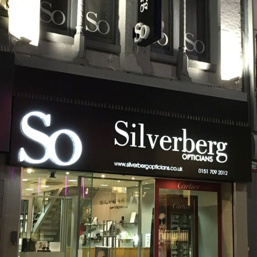 SilverbergOptic's tweet photo. Last day for any final Christmas presents today.
How about some fab sunglasses for the holidays you'll be able to take next year?
Or a gift voucher so they can come in in the New Year to give themselves a new look!
Open till 5pm!
#SoSilverberg #SilverbergOpticians https://t.co/hIikVxMSyB