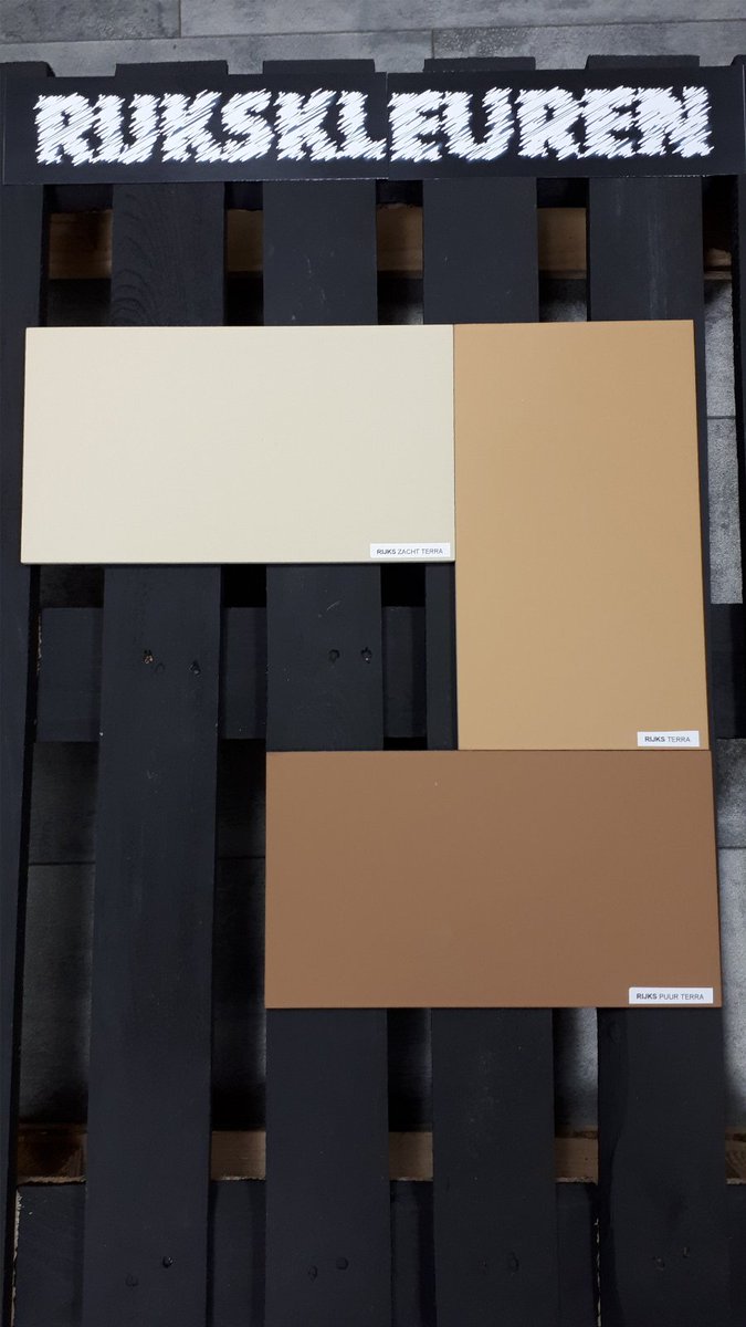 Elke week bij Sikkens Gorinchem een van de zes Rijks kleur groepen uitgelicht.

Voor deze week zijn de Rijks Terra's aan de beurt. Voor welk project zouden jullie deze mooie aarde kleuren gebruiken?
#rijkskleuren #sikkenscenterzuidholland #sikkenscentergorinchem #Terra