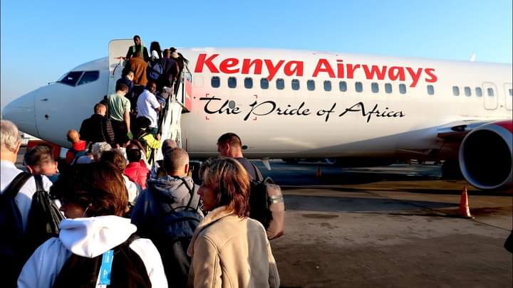 east_facts's tweet photo. FACT: Kenya Airways was founded in 1977, after the collapse of the East African Airways which was jointly run by Kenya, Uganda and Tanzania. https://t.co/pWC8eWXbCl