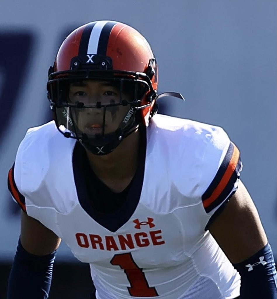 Hula Bowl Japan Twitterissa フラボウル日本代表選手 坊農 賢吾選手 関西大学 ポジション Sf 身長 176cm 体重 81kg 出身地 大阪府 渡辺 裕也選手 Cb 法政大学 ポジション Cb 身長 180cm 体重 92kg 出身地 埼玉県 Hulabowl フラボウル