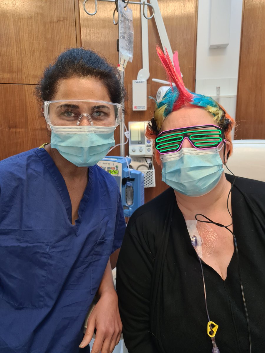 SueFitzharris's tweet photo. So today is #Chemo Cycle 5 which  means Christmas will be delayed.  
Throughout this process I have decided its all about remaining #positive,  #kickingass, #laughter,  #strength #trustingingod and the professionals who are looking after you. The laughter for today https://t.co/nDF18RPjCA