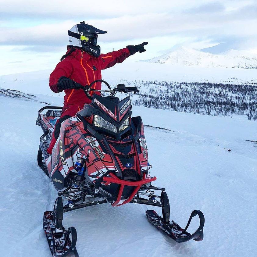 PolarisIndia's tweet image. Plot your course and go.
#LetsRide #PolarisAmbassador
📸: amanndajonsson

#ThinkOutside #livewideopen #Polarisindia #PolarisSnow #Polaris #Adventure #Thrill #winterride #Snowmobile #Offroad #snow