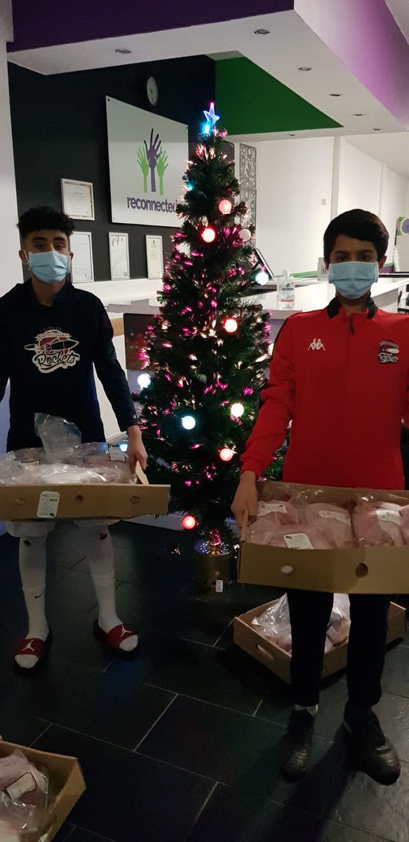 cobrockets's tweet photo. We were proud to be able to distribute 40 turkeys to those in need across Birmingham yesterday.

Thanks to the amazing CC Foundation and Mission Diverse for enabling us to play a small part in this fabulous project.
#CCTURKEY #morethanaclub https://t.co/Qy04FGIR6m