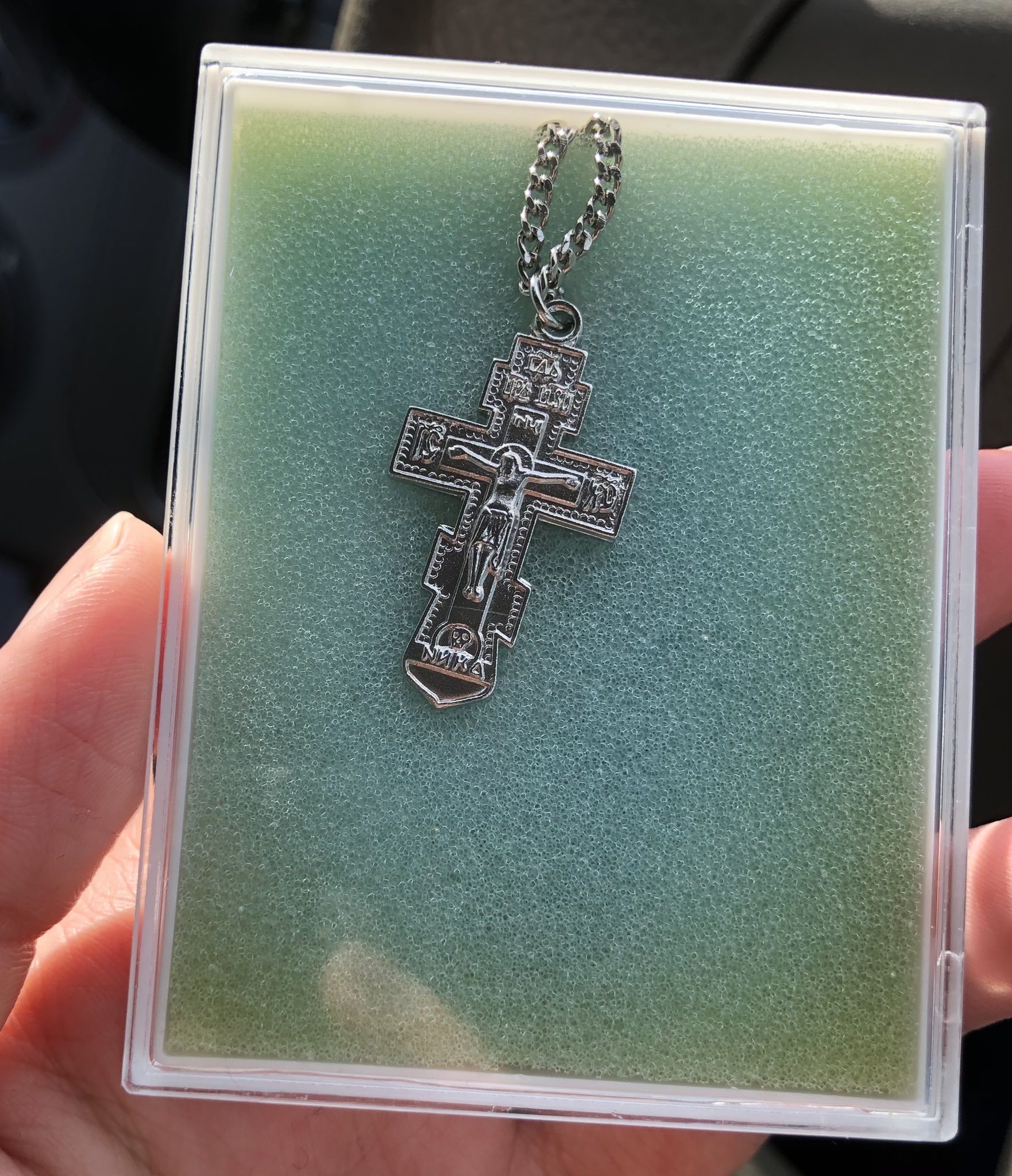 ロシア正教のクロス(八端十字架) 槌目光沢仕上げの幅広のロシア