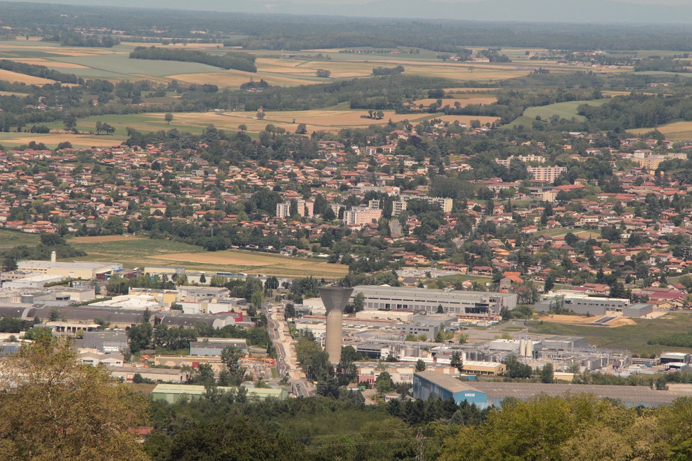 Favoriser la sobriété foncière dans les zones d’activités : le rôle de la planification
▶ Une fiche du #Cerema pour intégrer les enjeux locaux dans la réflexion sur le foncier et les zones d'activité
#foncier
#urbanisme
cerema.fr/fr/actualites/…