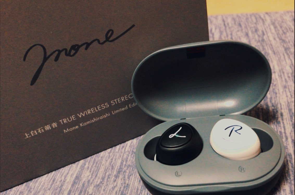 上白石萌音 TRUE WIRELESS STEREO EARPHONES - イヤフォン 上白石萌音 TRUE WIRELESS STEREO EARPHONES - イヤフォン