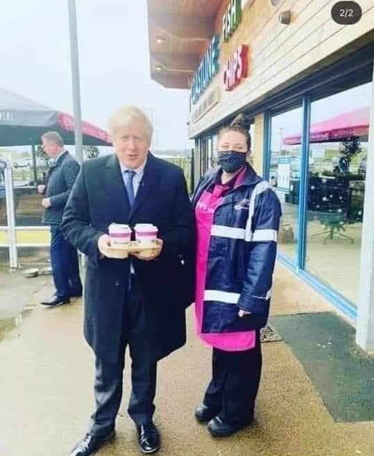 JaneyGodley's tweet image. How men and women are held to opposing standards