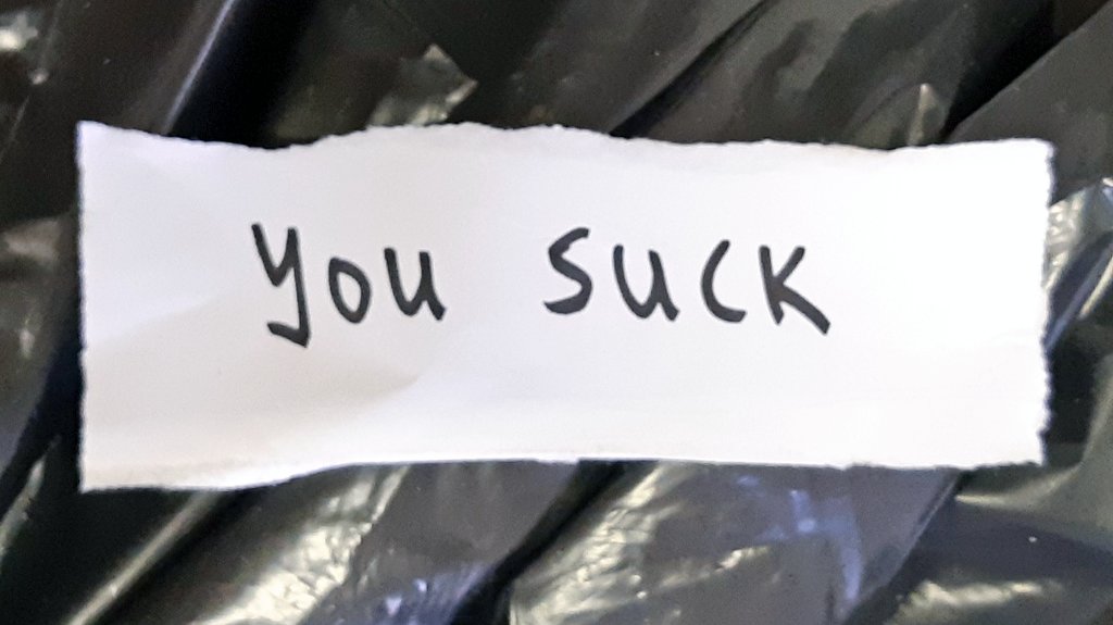 AngryNotes_'s tweet image. 