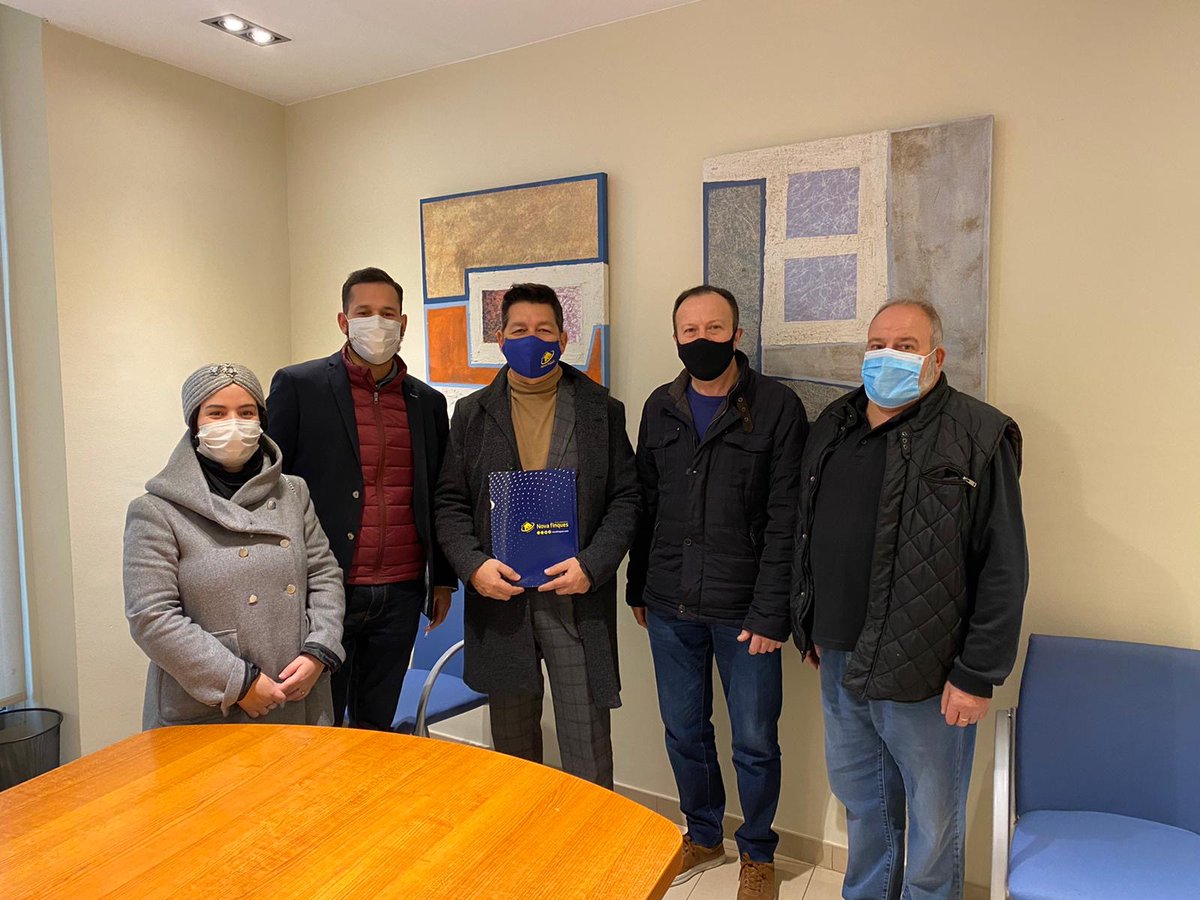 Novafinques's tweet image. ✨ Desde Nova Finques queremos agradeceros la confianza depositada en nosotros durante todos estos años. 
⭐️ Vendedores y compradores han conseguido hacer realidad sus metas y sus sueños. Esperamos seguir a vuestro lado muchos años más. ¡Muchas gracias de todo corazón!