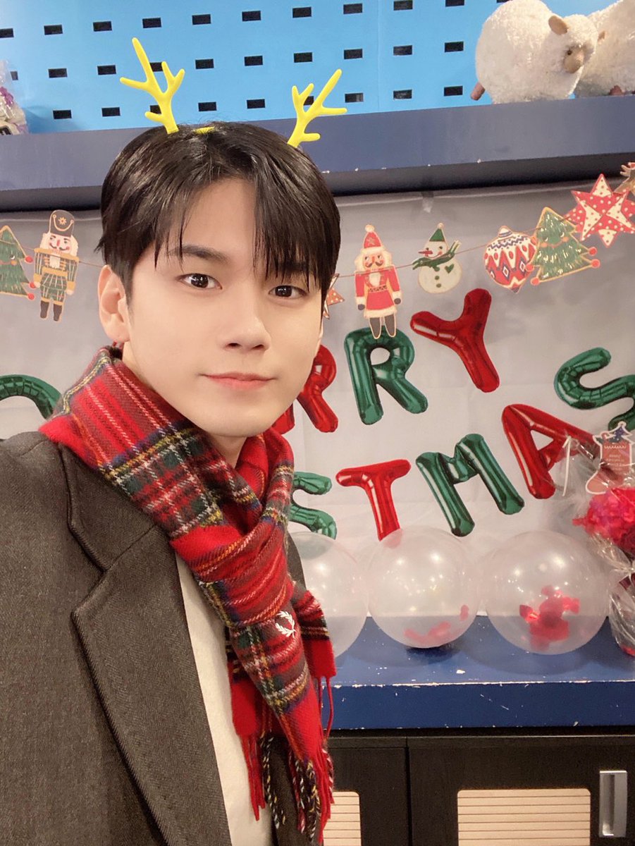 옹성우(ONG SEONG WU) tweet media