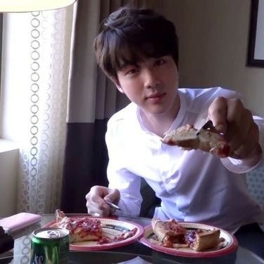 eating out with him will be pure bliss. he'd be so cute feeding you 