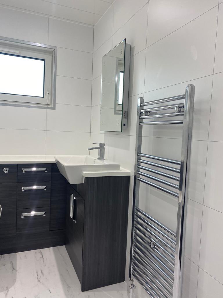 HeatinSdph's tweet photo. Took down a cupboard to make the bathroom bigger, Fibo boards tile affect around bathroom, vinyl click flooring, and units from The Bath Hub Aberdeen https://t.co/m4iQ9LOLTY