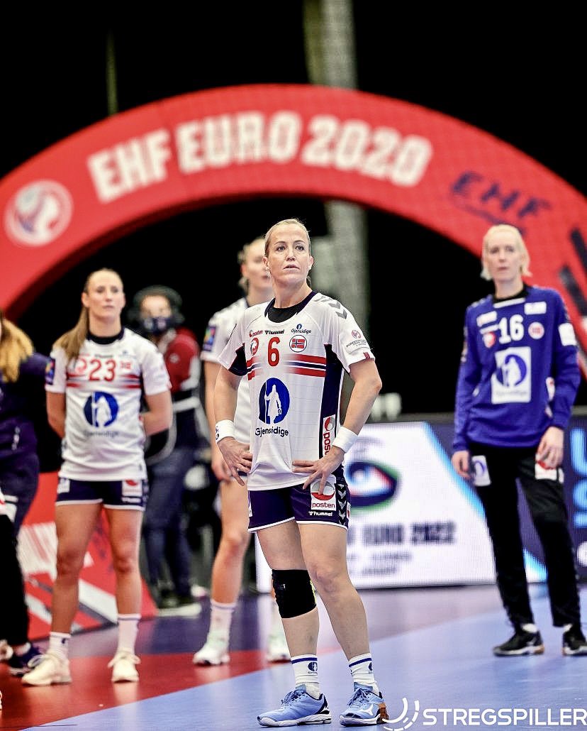 After nearly 3 weeks on the ground at @EHFEURO 2020, in the midst of the Covid pandemic, it’s worthwhile to look back and appreciate the efforts of the #EHF and the Danish host:  EURO 2020 - The Pandemic Edition #handballispassion 👇🏻

stregspiller.com/euro-2020-the-…