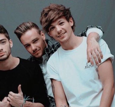 finelist91's tweet photo. • algumas headers que eu fiz do One Direction - a thread https://t.co/VlfX2yXfJ0