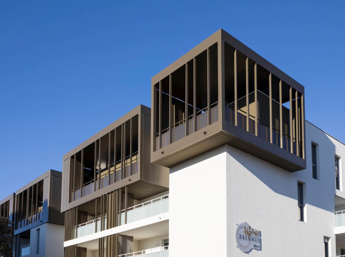 ecom_news's tweet photo. #Immobilier - #Montpellier : Dans un contexte compliqué lié à l’épidémie de #Covid19, #Cogim a livré sa dernière résidence « Les Jardins de Brennus » située dans le quartier Ovalie. Quels sont les projets pour 2021 ? Interview de Tristan Séchaud https://t.co/F44sAR0XLF https://t.co/VJEvZxuRGB