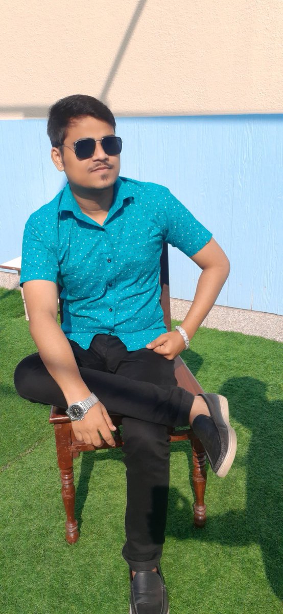 Actorsuhas123's tweet photo. Simplicity is the ultimate sophistication.
#simple #simplelife #actor #actorslife #suhasbhosale #suhasbhosaleofficial #bunty #mh12aamhibarache #coolman https://t.co/tGu9KgQ5Yz