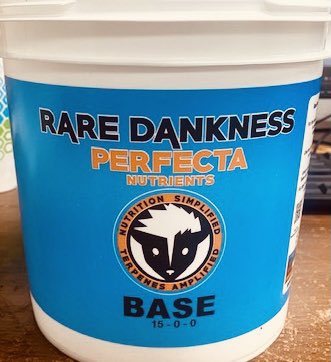 RareDankness's tweet photo. Ahhh. The pail has arrived... 6 pounds and 25 pounds coming #january #2021 #nutrients #fertilizer #nutritionsimplified #terpenesamplified #plants #garden #growyourown #growyourownfood #growyourownmedicine #veggies #flowers #raredanknessnutrients #raredankness @hydrofarmtv https://t.co/sY7a6SC48B