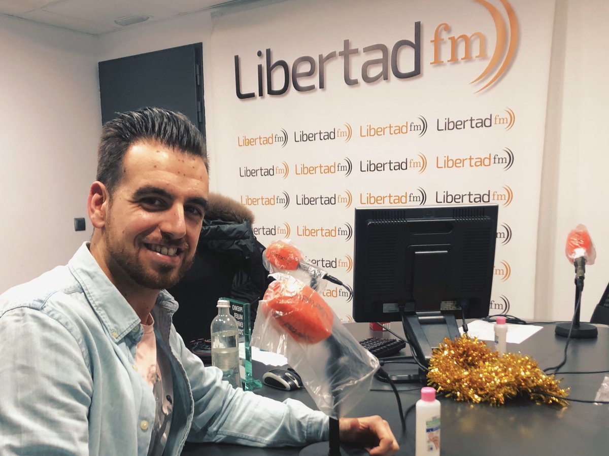 luis_sanchez_of's tweet photo. Maravilloso rato en  #TodosenLibertad esta mañana entrevistado por @evaroblesspain y resto de equipo de @LibertadFm107 

Espero volver pronto!! https://t.co/eSEiphInOt