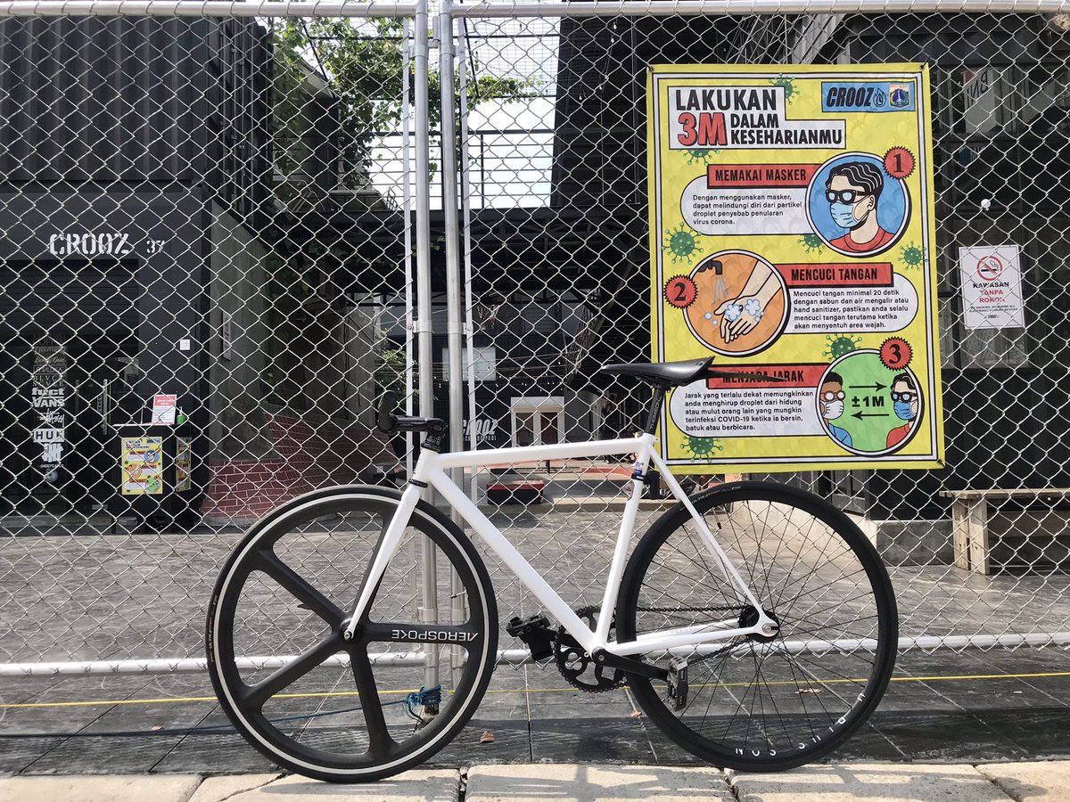 skeboyz's tweet photo. Jual 14bikeco Frame set include head set velo orange grand cru
Lumayan Rare size 52
Minat wa : 0819872231 
#fnfjb https://t.co/zQyNEKXYk0