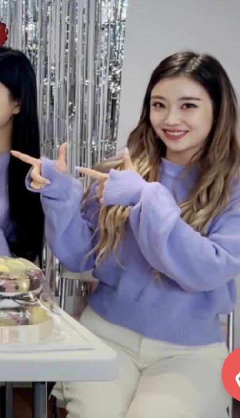 sumin_tiny's tweet image. 👈🏻👈🏻