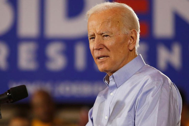Jonatha36399006's tweet photo. La Unión Estadounidense de Libertades Civiles (ACLU) llama hoy al presidente electo del país, Joe Biden, a revertir las criticadas políticas de asilo adoptadas por el mandatario saliente, #TrumpLoco.
#NoticiasDelMundo
#SomosCuba
#SomosContinuidad https://t.co/h5UKbI21yG