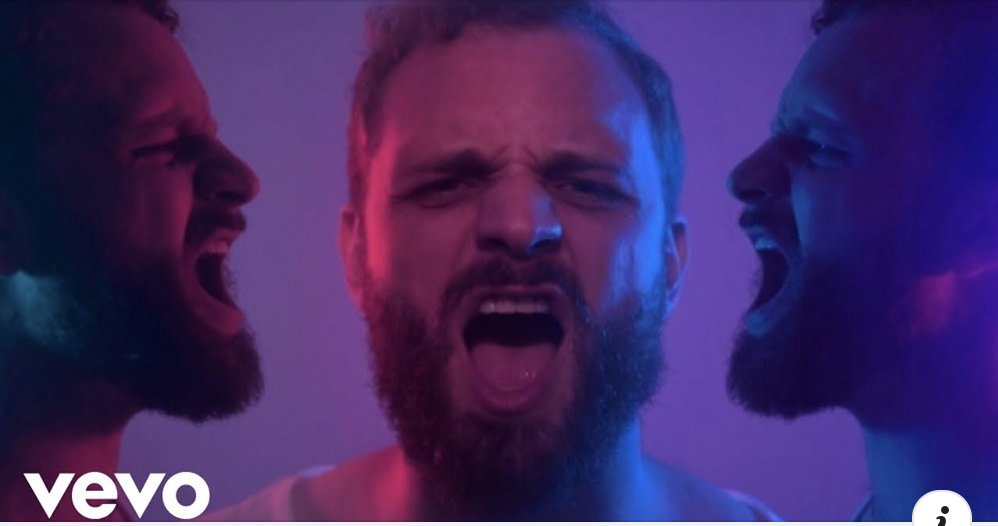 kmilo061088's tweet image. Hola gente!! Ayúdenme escuchando 🎧 esta rolita del gran VCAGE. #compositor #cantante  #loopartist. 😉💯💯 #Mexico #performance

youtu.be/x2C8rrGRLZc
Compártela 🙏🏻 porfa con todo el que puedas 😎