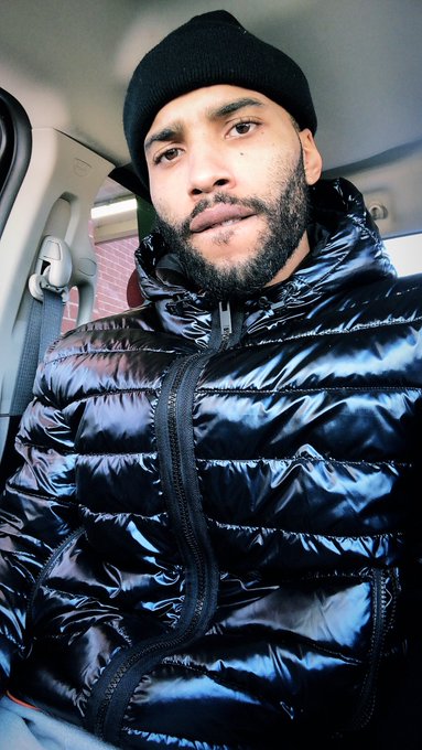 Watch 17th Chariot's leaked NSFW photo on TwXstars