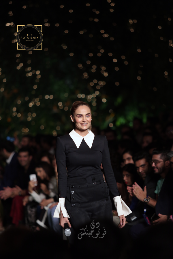 TFotojenix's tweet photo. Sabika Imam &amp; Mehreen Sayyed

#PFDC #PLBW19 #pfdclorealparisbridalweek #BridalCouture #Fashion #Lifestyle  #Style #BeautyMeetsFashion #fashionvideos #Sabikaimam #fashionphotography  #thefotojenix #mehreensayyed
@PFDCOfficial https://t.co/SjFahV0LI1