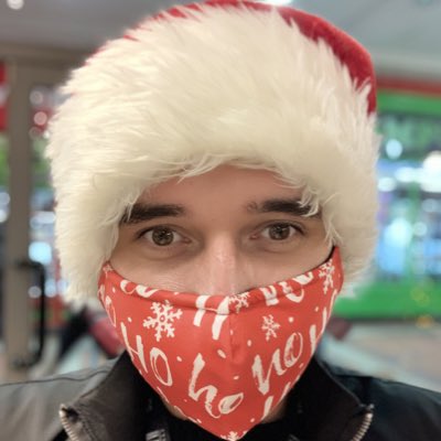 Deebeegeek tweet media