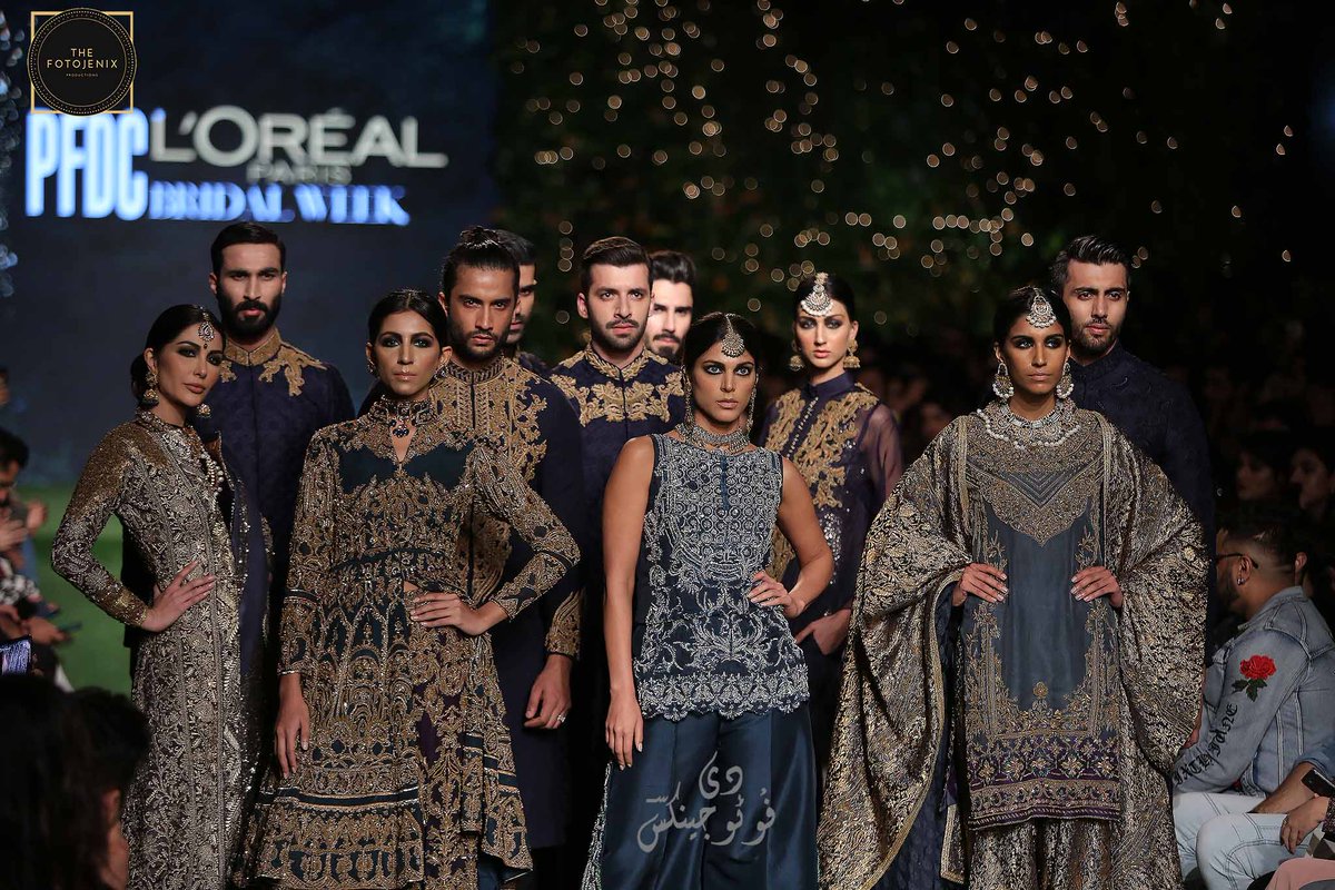 TFotojenix's tweet photo. @HSYCOUTUREKING 

#PFDC #PLBW19 #pfdclorealparisbridalweek #BridalCouture #Fashion #Lifestyle #Style #BeautyMeetsFashion #fashionvideos #fashionphotography #thefotojenix @PFDCOfficial https://t.co/MdI5TPzbGn
