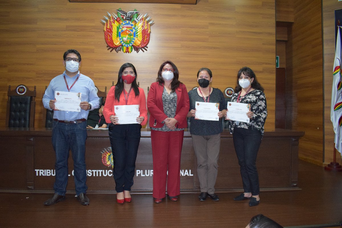 TCP DE BOLIVIA ENTREGÓ CERTIFICADOS A LOS PROMEDIOS MÁS ALTOS DENTRO DEL PROGRAMA DE CAPACITACIÓN VIRTUAL “HERRAMIENTAS PARA EL FORTALECIMIENTO DEL TELETRABAJO Y LA CAPACITACIÓN” - VERSIÓN I Y II tcpbolivia.bo/tcp/?q=content…