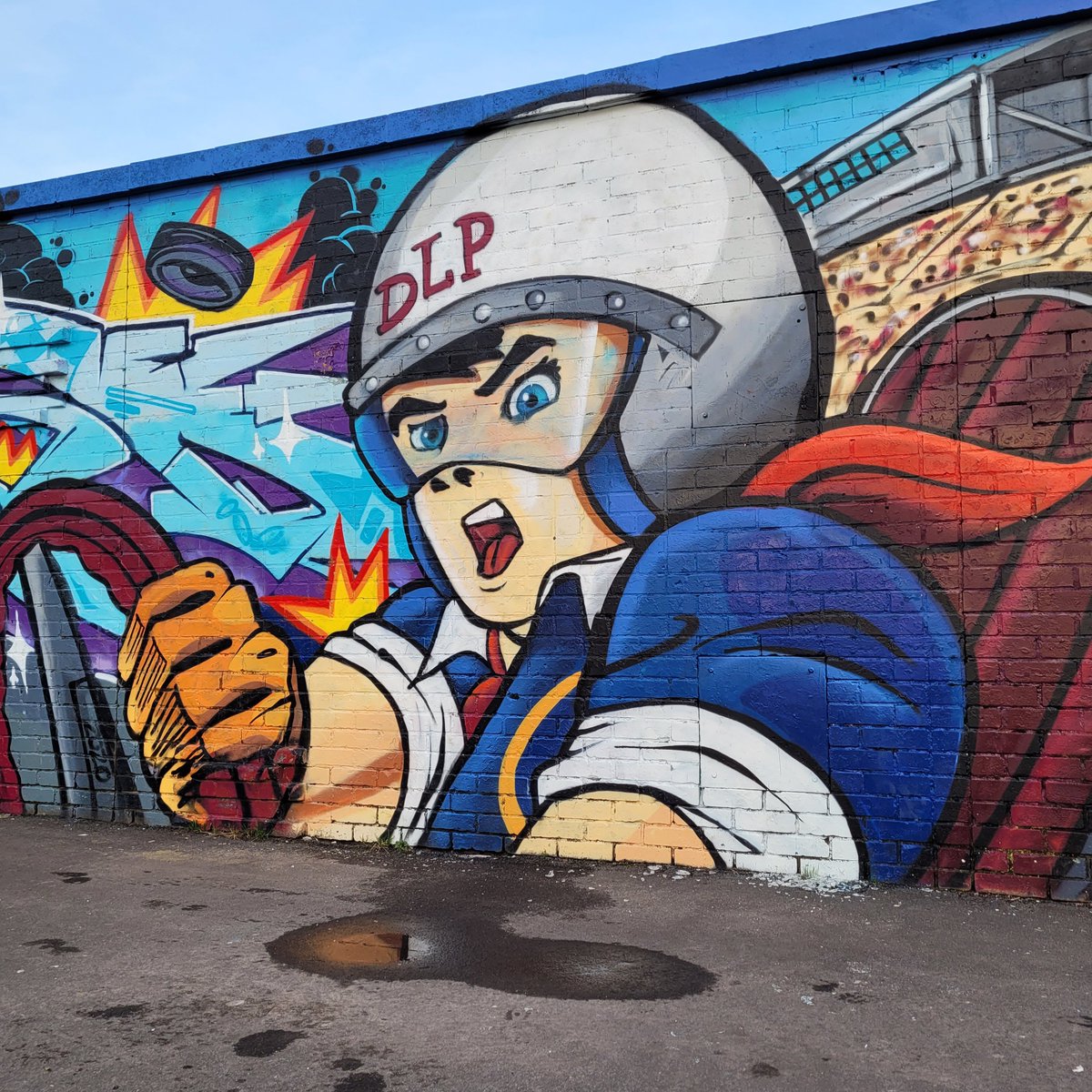 FreshCreativeC0's tweet photo. We recently painted this Speed Racer inspired mural in Victoria Park, Swansea, the wall was inspired by the 1996 classic Ghostface Killah album featuring the track Daytona 500.
#FreshCreativeCo #speedracer #daytona500 #GhostfaceKillah #Swansea #Abertware #StreetArt #SprayPaint https://t.co/3UYJ6xmDPo